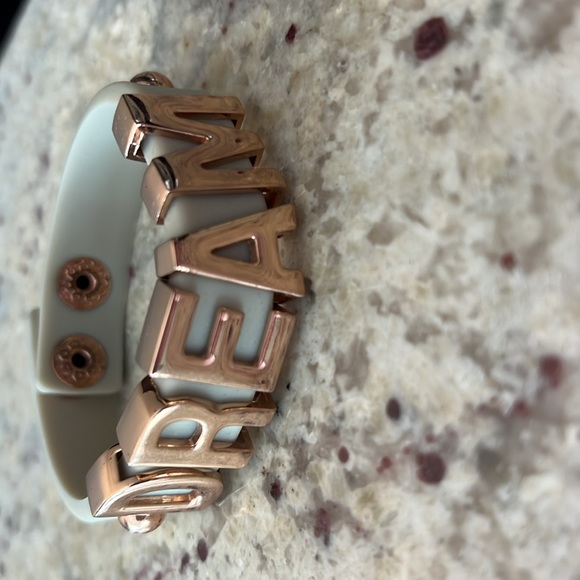 BCBG DREAM BRACELET - Picture 4 of 4